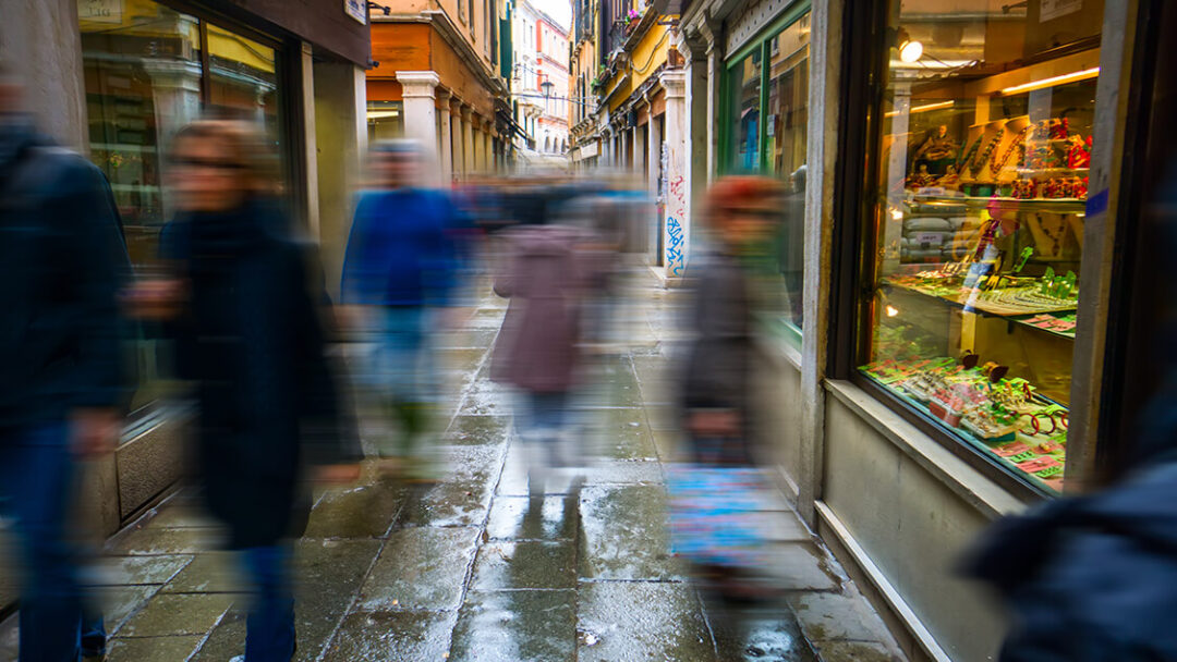 Local marketing for neighbourhood businesses: how to be present where your neighbours have breakfast every day