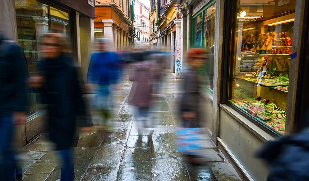 Local marketing for neighbourhood businesses: how to be present where your neighbours have breakfast every day